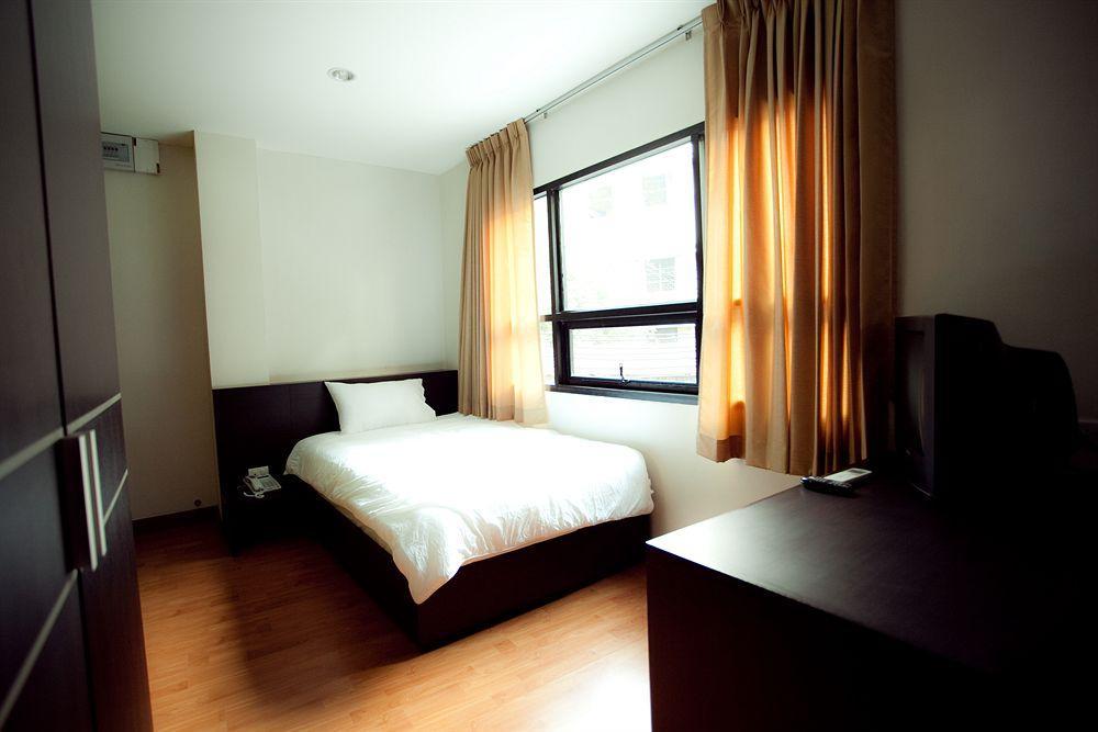 Khaosan Park Resort Банкок Екстериор снимка