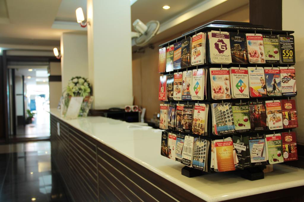 Khaosan Park Resort Банкок Екстериор снимка