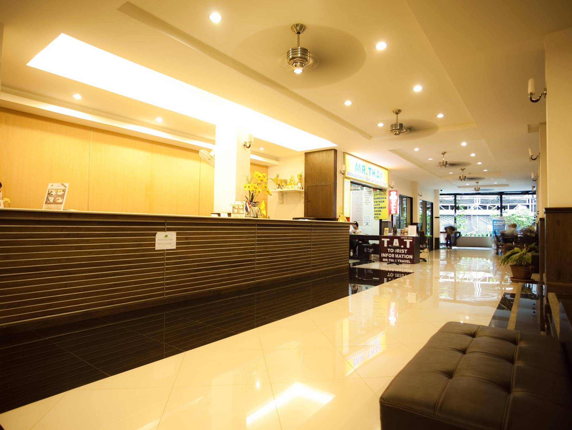 Khaosan Park Resort Банкок Екстериор снимка